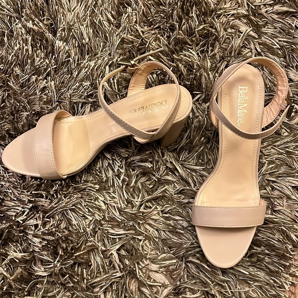 Women’s Bella Marie Shoes (Great Condition) Size 10